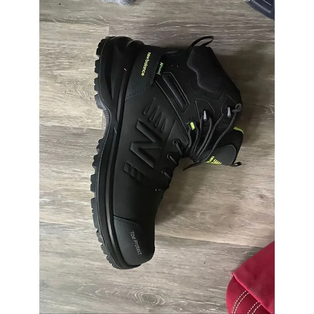 New Balance men new